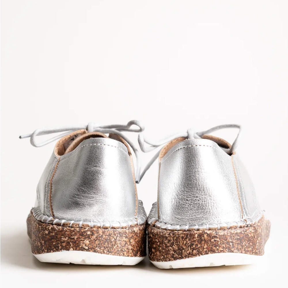 Birkenstock Gary Metalic Silver Lace-Up loafers new no box size 9.5 - Picture 2 of 12
